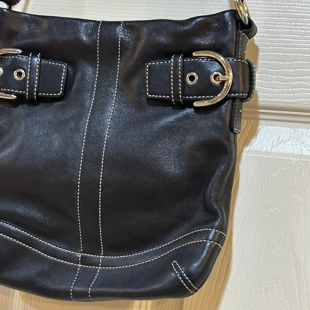 Coach Soho Black‎ Leather Small Hobo Bag White Contrast Stitch G05D-1453